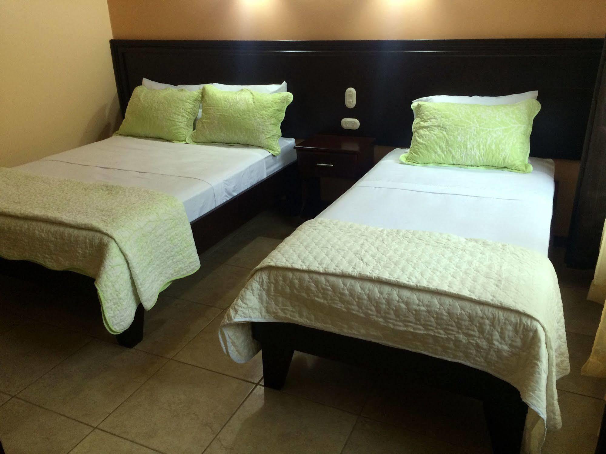 Mussaenda, Arenal Hotel La Fortuna Ngoại thất bức ảnh