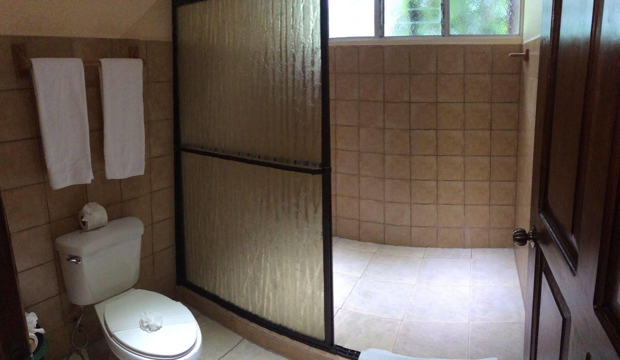 Mussaenda, Arenal Hotel La Fortuna Ngoại thất bức ảnh